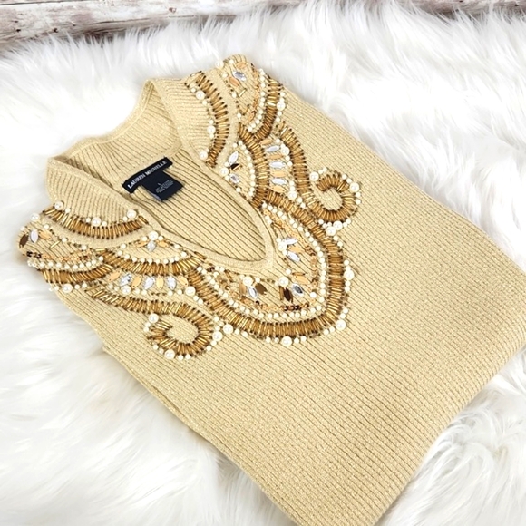 Lauren Michelle, Gold scooped beaded and pearls neckline. Size M - Picture 5 of 11
